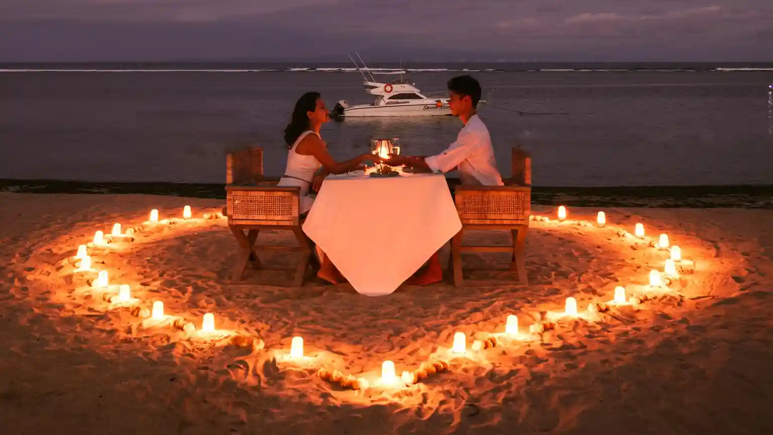 find best candlelight dinner in nusa dua